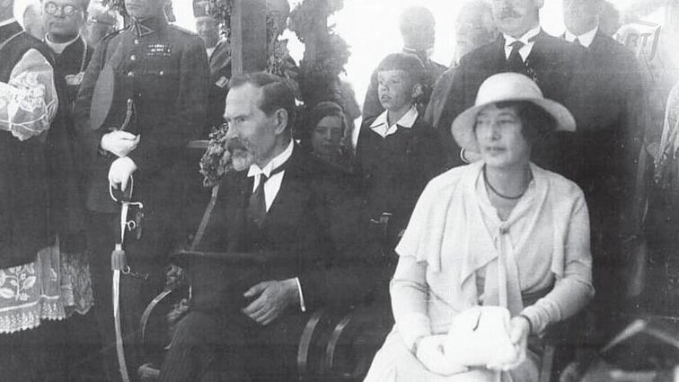 Smetonos žūtį vis dar gaubia daug mitų: vieni kaltina krosnį, kiti – kailinius