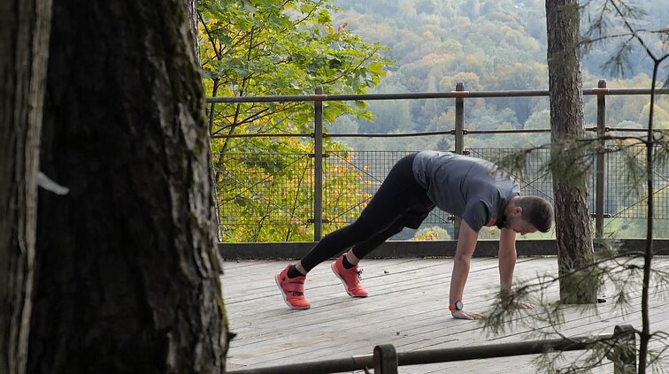 3 universalūs tempimo pratimai – lankstesniam kūnui