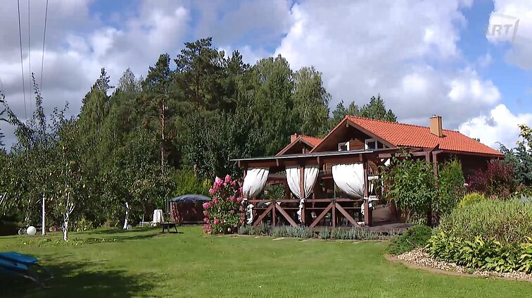 Gražiausia pripažintos sodybos šeimininkė: grožį svarbu kurti pačiam