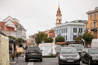 Kalėdinės dekoracijos Vilniaus Rotušės aikštėje
