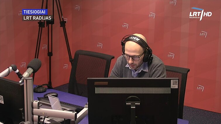 LRT RADIJO žinios. Kol valdantieji nesutaria dėl tryliktos pensijos, prezidentas tokį siūlymą kritikuoja
