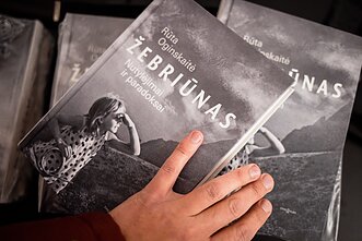 Rūtos Oginskaitės knygos „Žebriūnas. Nutylėjimai ir paradoksai“ pristatymas