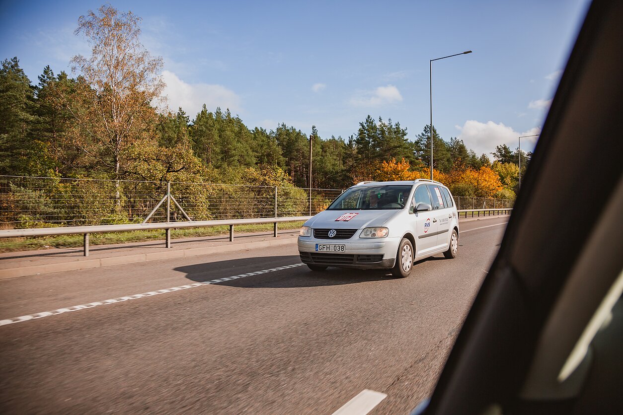 Be alyvos įveikė 307 km