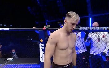 Modestas Bukauskas patyrė nesėkmę UFC narve