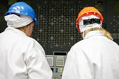 Ignalinos atominės elektrinės darbuotojai Ignalinos atominės elektrinės darbuotojai