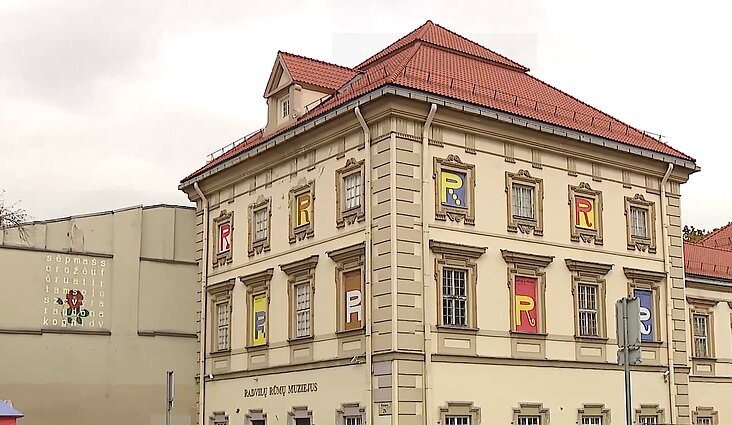 Buvę vieni prabangiausių, vėliau nuniokoti ir apgriauti: Radvilų rūmų atgimimas