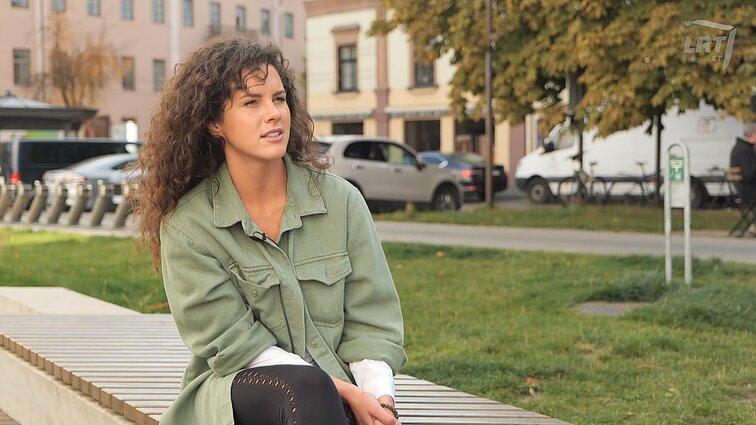 Rubrikoje „Sveiki sugrįžę“ – jogos trenerė Rima. Prancūzijoje patyrusi klinikinę mirtį, mergina nusprendė visam laikui sugrįžti namo.
