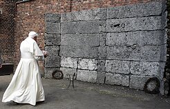 Popiežius Benediktas XVI Lenkijoje 2006 m. Popiežius Benediktas XVI Lenkijoje 2006 m.