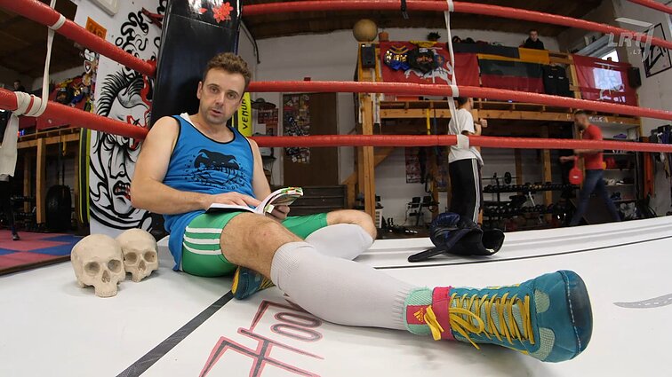 Laisvalaikiu besiboksuojantis Kirilas Glušajevas: ir sporte, ir kūryboje iš chaoso lipdome tvarką