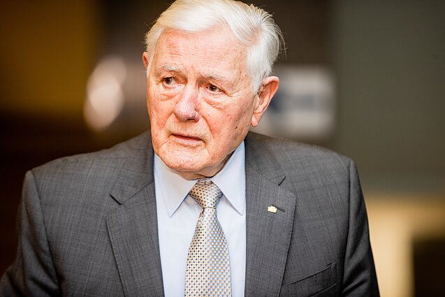 Ryto garsai. Prezidentui Valdui Adamkui – 94