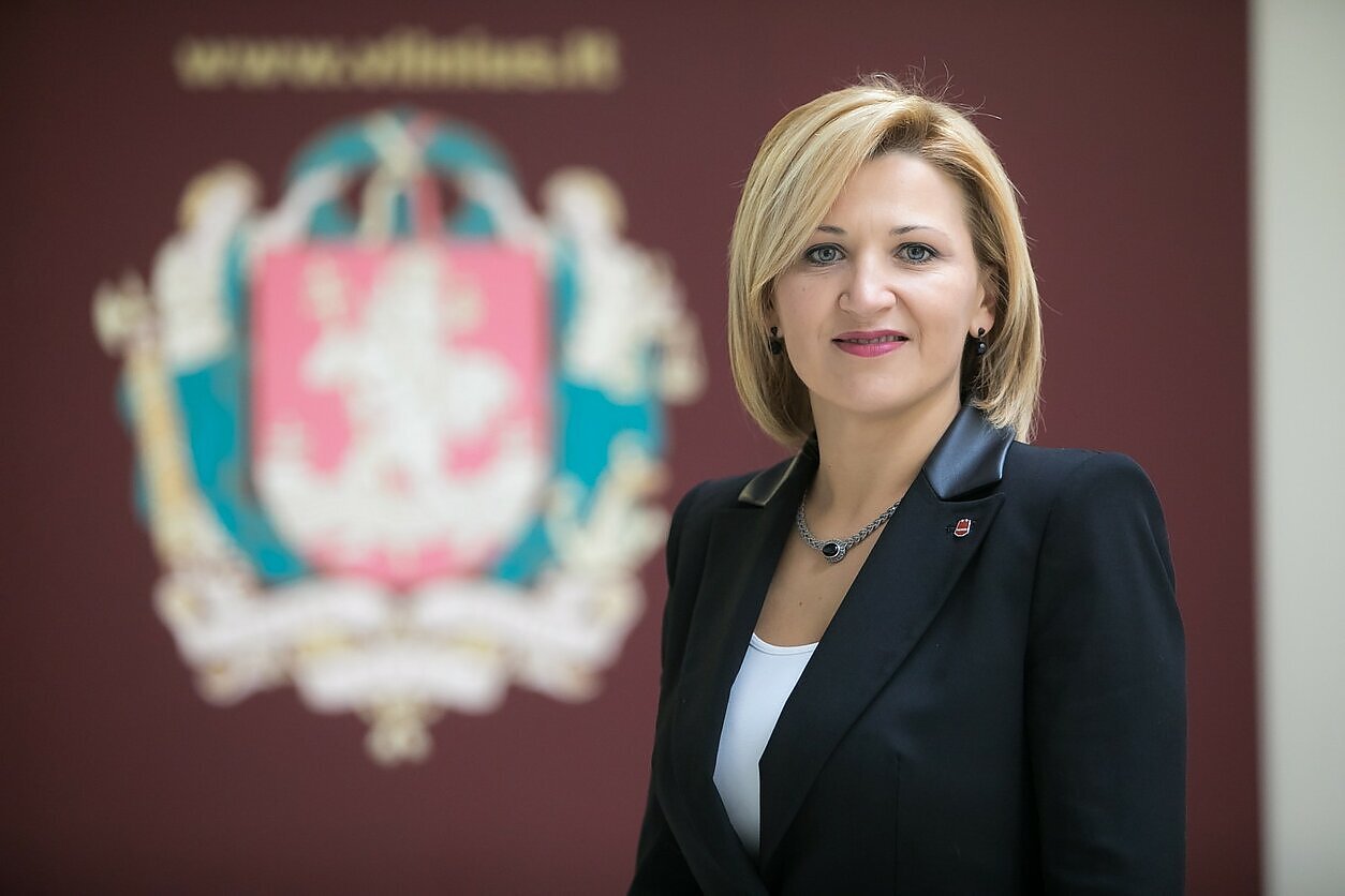 Sveikata.  Vilniaus vicemerė užsikrėtė COVID-19: „Vietoje 6 kontaktų galėjo būti 126“ 