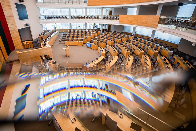 LRT RADIJO žinios. Šiandien į pirmąjį posėdį renkasi naujosios kadencijos Seimas