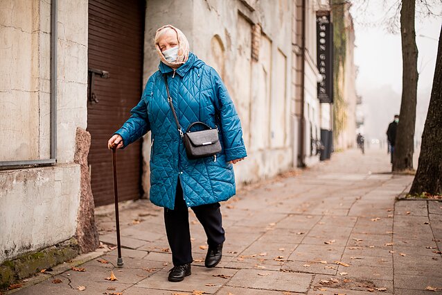 Karantinas Lietuvoje; Senjorai