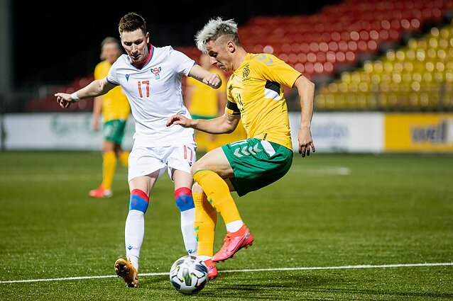 Sportas. Orai. Geriausiu 2020–ųjų Lietuvos futbolininku antrą kartą pripažintas Novikovas