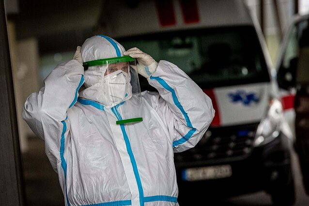 VUL Santaros klinikos; gydytojai; ligoninė