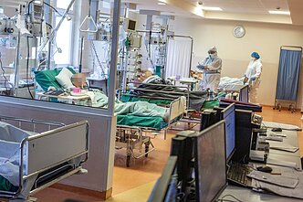VUL Santaros klinikos; gydytojai; ligoninė