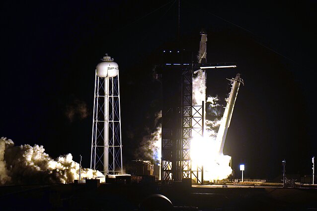 „SpaceX“ antrą kartą į TKS išskraidino „Crew Dragon“ kapsulę
