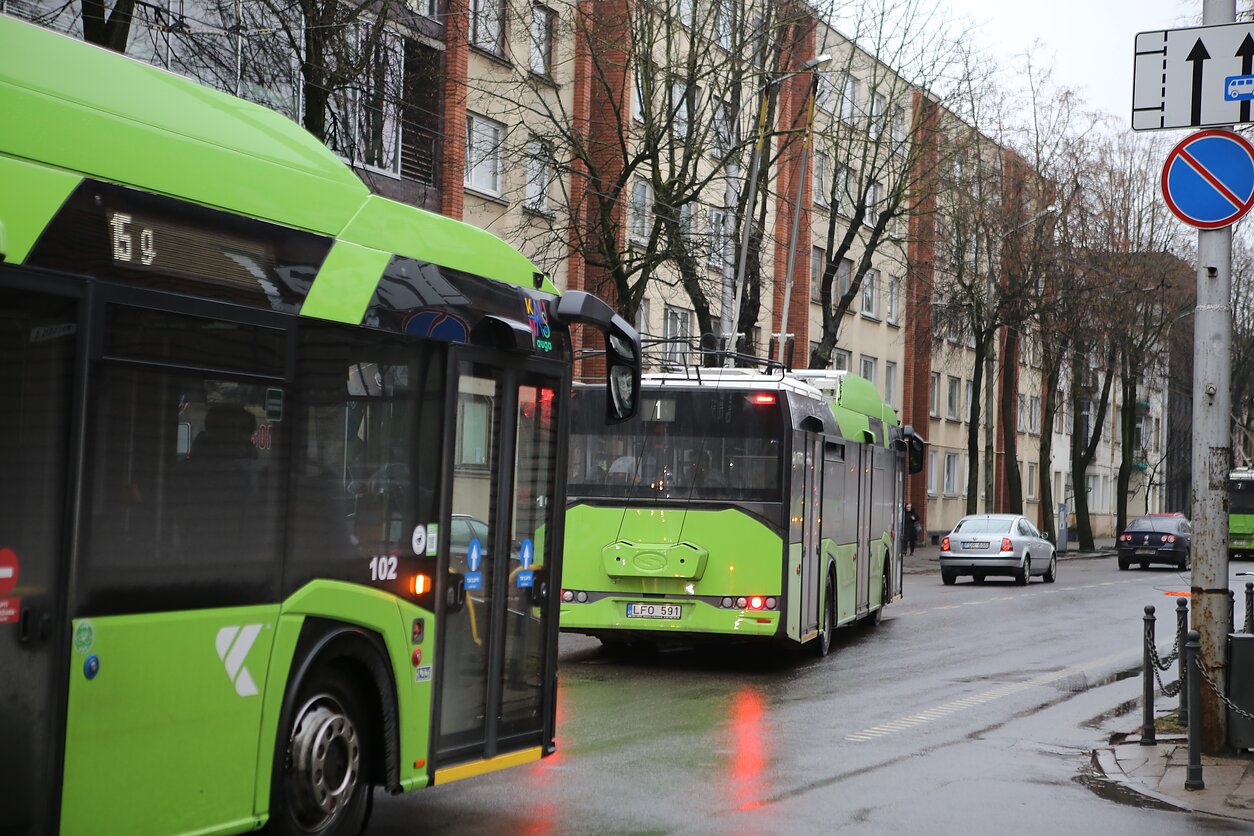 Trolleybuses in Kaunas (associative image) Trolleybuses in Kaunas (associative image)