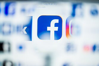 Facebook iliustracijos