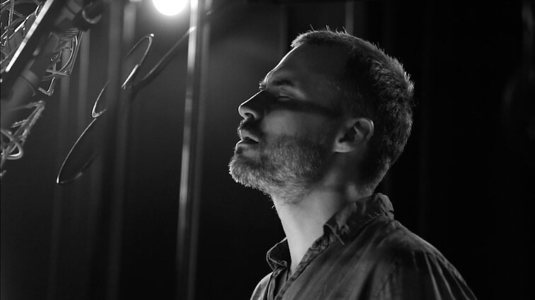 Gruodžio mėnesį turui besiruošiantis Mantas Jankavičius: kalėdinę dvasią pajuntu koncertuose