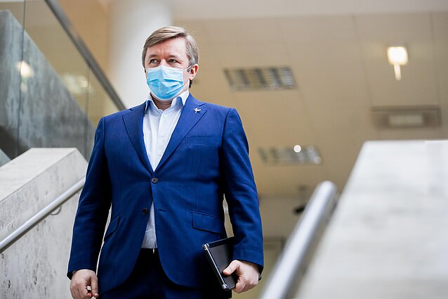 Dienos tema. Karbauskis apie mandato atsisakymą: manantiems, kad pajuokavau, reikia galvoti iš naujo