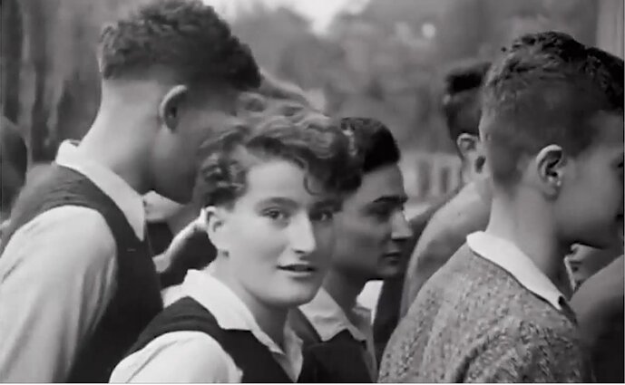 Kas geresnio, kaimyne? COVID-19 ir vaikai, lenkų ir žydų santykių žlugimas tarpukariu ir gyvenimo aistra su Maria Krupowies-Berg