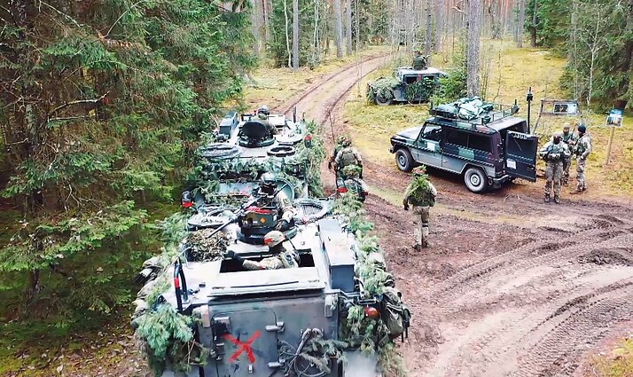 Tarptautinėse pratybose "Geležinis Vilkas II" - arši pėstininkų ir tankų priešprieša