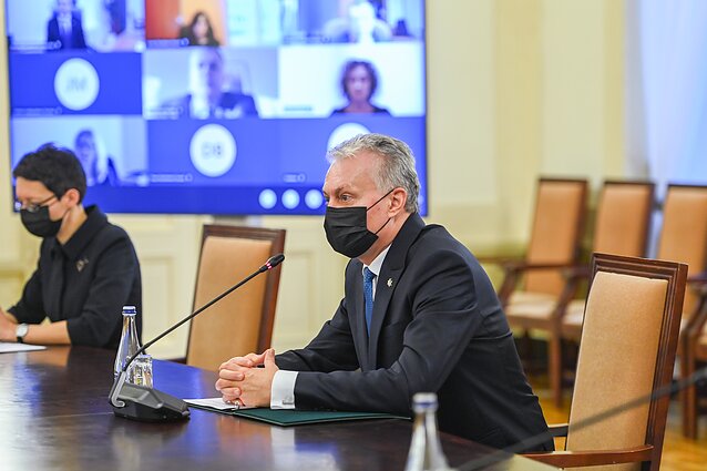 Gitanas Nausėda nuotoliniu būdu susitiko su naujos sudėties Teisėjų tarybos nariais
