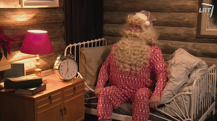 Kalėdos karantine. Senelis mokosi naujovių 3 s.