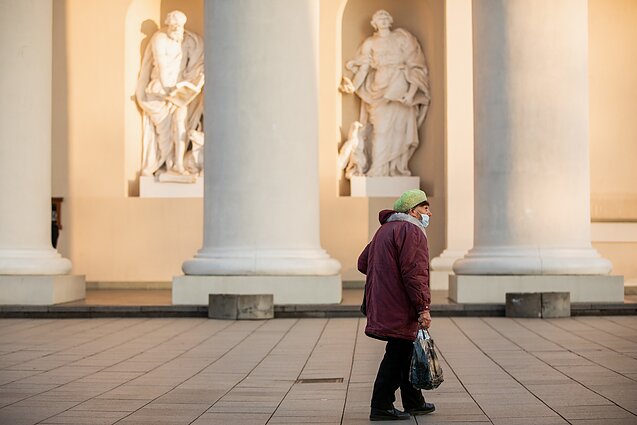 Žinios. Sprendimas priimtas – karantinas griežtinamas ir pratęsiamas iki naujų metų