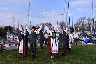  Tautinių šokių kolektyvas „Nemunas“