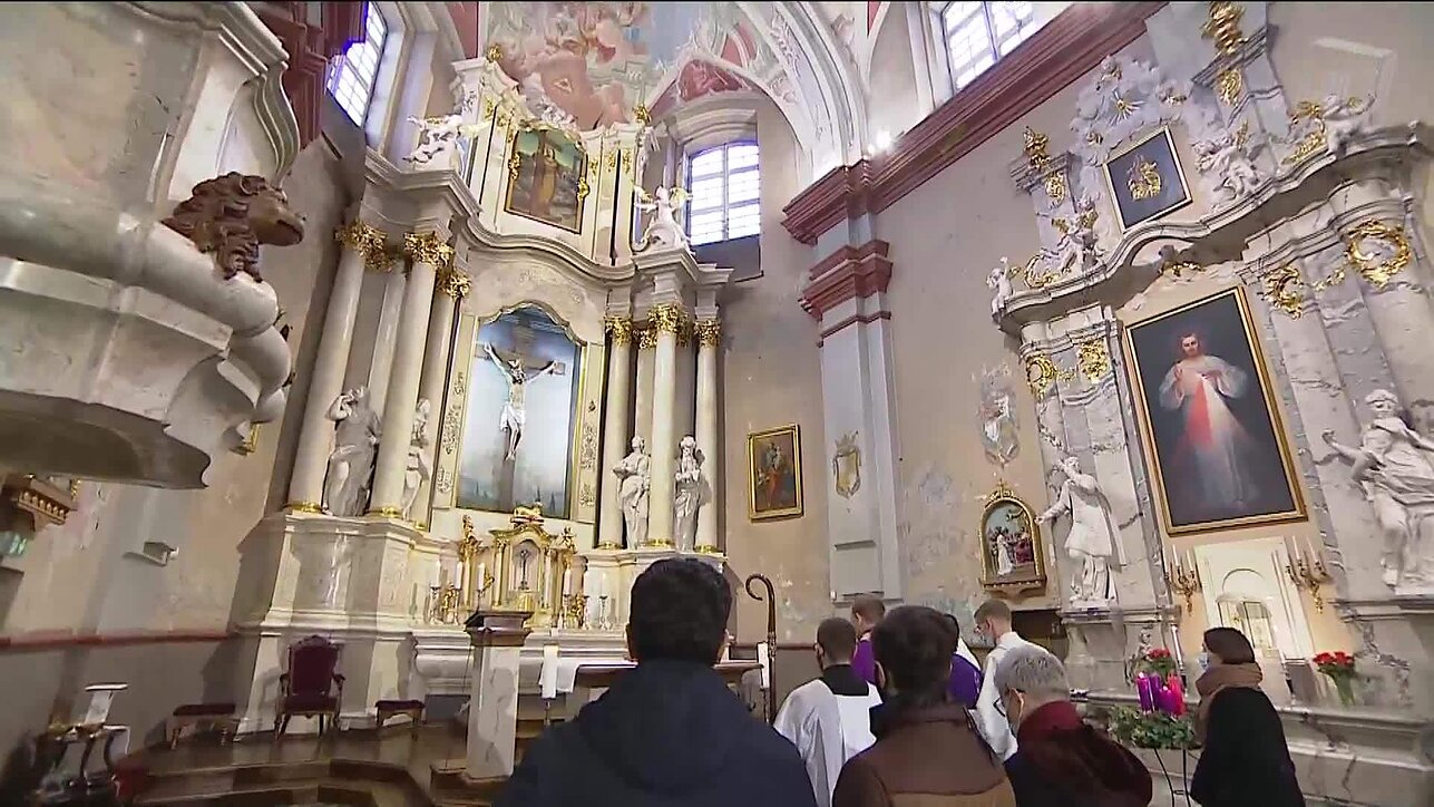 Šv. Mišios iš Vilniaus (Kalvarijų) Šv. Kryžiaus Atradimo bažnyčios