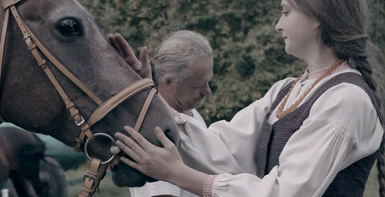 KLIPVID 2020. Paulius Kuliešius – „Seno namo kieme”