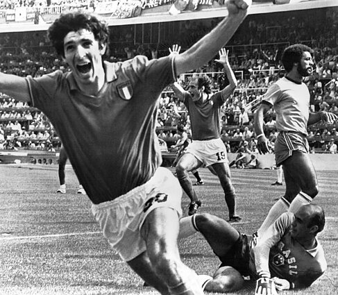 Žinios. Mirė legendinė Italijos futbolo žvaigždė Paolo Rossi