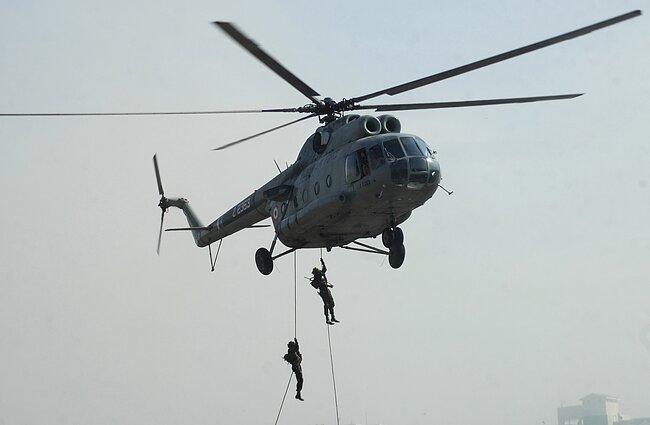 Indijos sraigtasparnis MI-8 (asociatyvi)