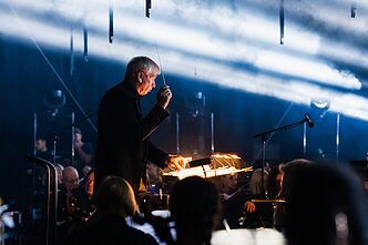 Ten Walls ir LVSO koncerto akimirka