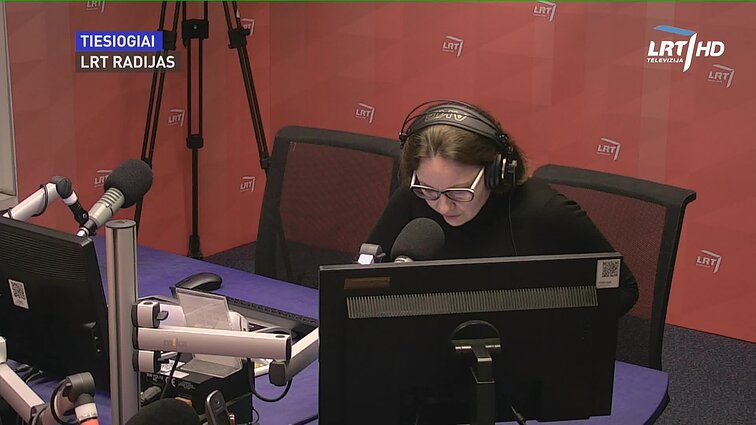 LRT RADIJO žinios. Dulkys tvirtina, kad sausio pradžioje Lietuvą pasieks apie 10 tūkst. vakcinų