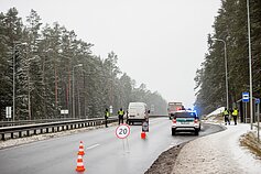 Policijos patikra karantino metu Nemenčinėje Policijos patikra karantino metu Nemenčinėje