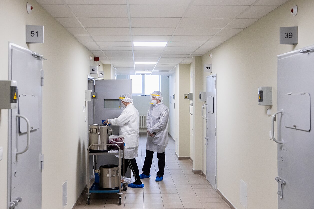 An entire section of the prison was transformed into special cells for inamtes ill with Covid-19.