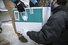 Lietuvą pasiekė pirmosios COVID-19 vakcinos dozės