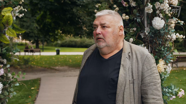 Pasivaikščiojimai. Bumblauskas apie istorijos mokymą: gal reikia, kad visi tekstai būtų įrašyti repo stiliumi ir įdainuoti Svaro