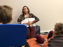 I. Pečiulytė-Silaeva augina dvi atžalas, vaikai paveldėjo kurtumą iš tėvų. I. Pečiulytė-Silaeva augina dvi atžalas, vaikai paveldėjo kurtumą iš tėvų.