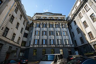 Lietuvos banko tarnautojų gyvenamasis namas V. Putvinskio gatvėje (arch. Aleksandras Gordevičius)