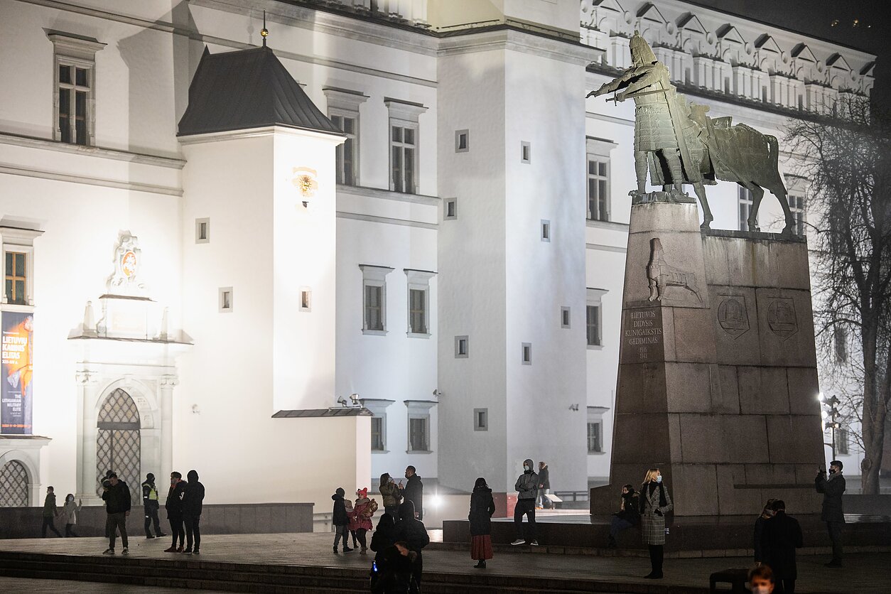 Vilnius pasitinka 2021-uosius metus