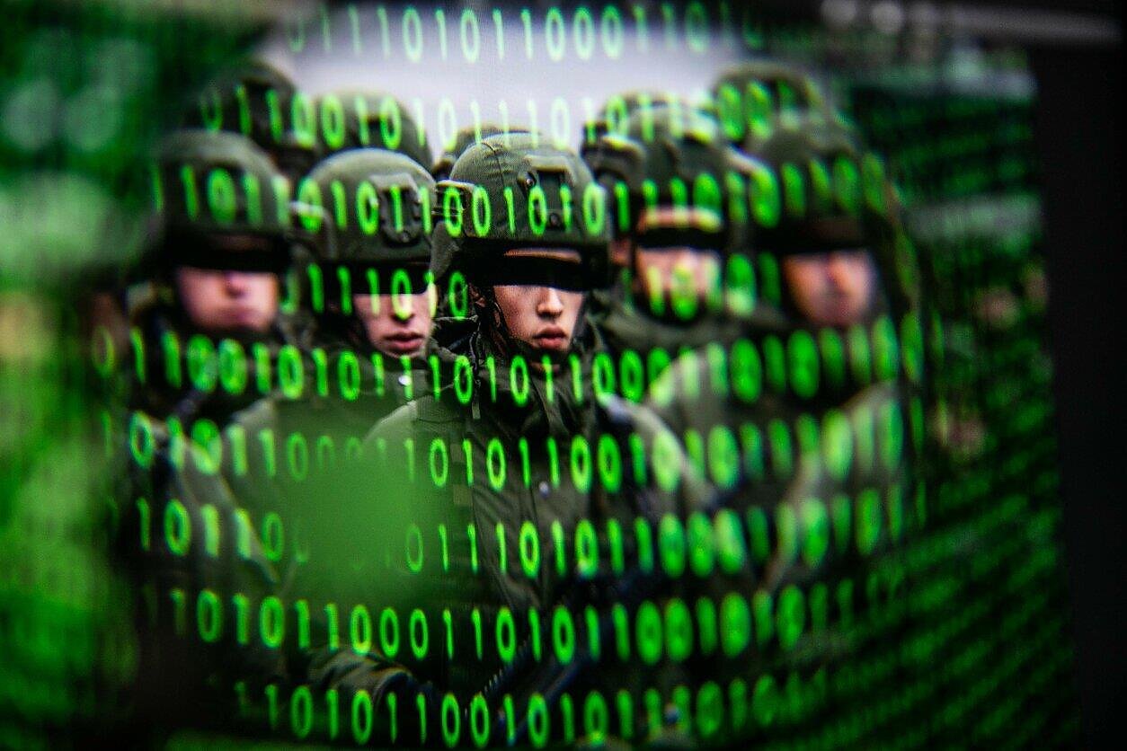 Kosmoso departamentas. Nuo trolių feisbuke iki tikrų karių konfliktuose – ką galima atsekti atviruose šaltiniuose?