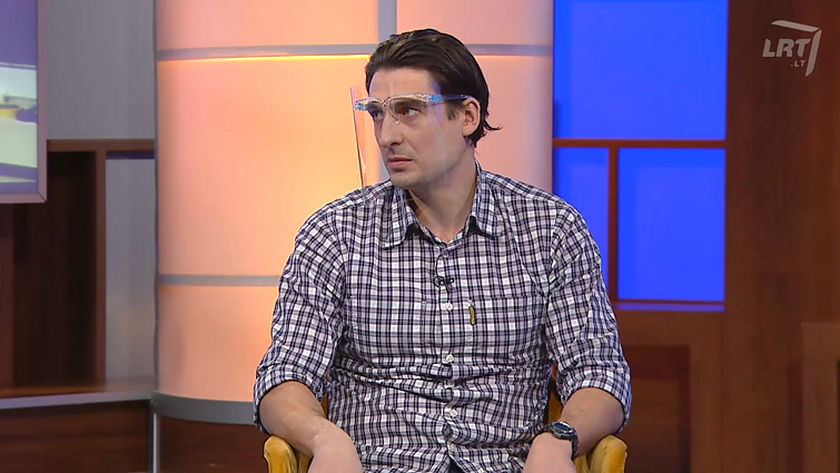 Ligoninėje savanoriaujantis Augustas: koridoriuje pasitinka spengianti kapinių tyla