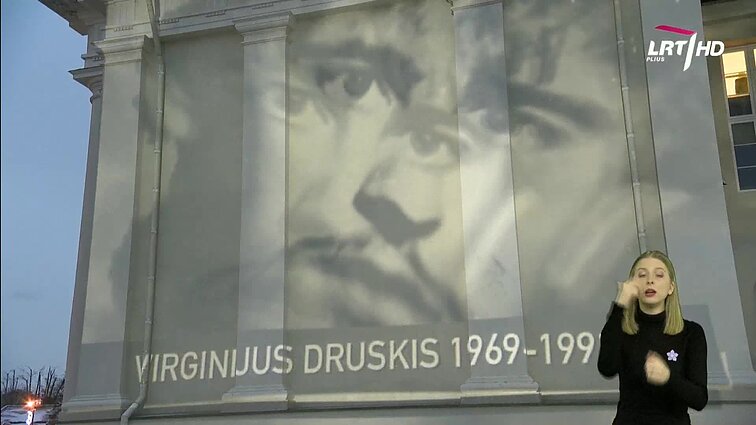 Panorama (su vertimu į gestų k.)