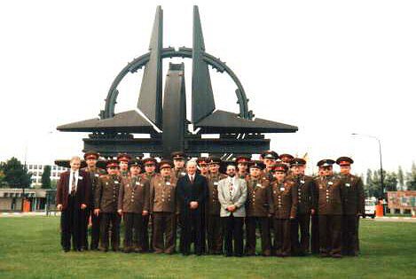 Žvalgybos pareigūnų vizitas NATO būstinėje Briuselyje