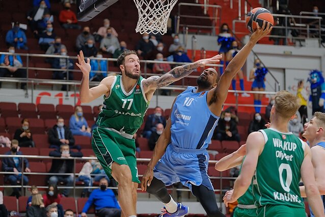 Sportas. Orai. Iniciatyvą rodęs Kauno „Žalgiris“ neatsilaikė prieš Sankt Peterburgo „Zenit“ (su vertimu į gestų k.)