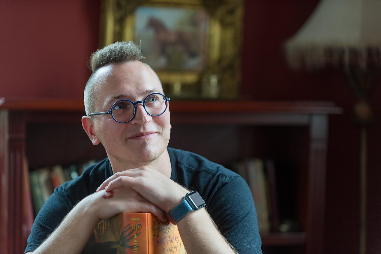 Pakeliui su klasika. Kaip laiką skaičiuoja vaikų rašytojas Tomas Dirgėla?